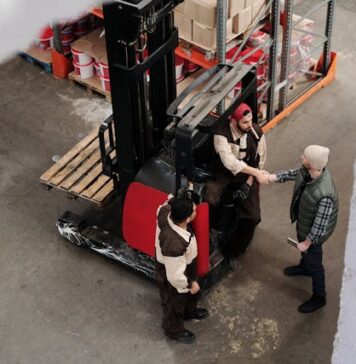 Do jakiej klasy należy wózek widłowy elektryczny